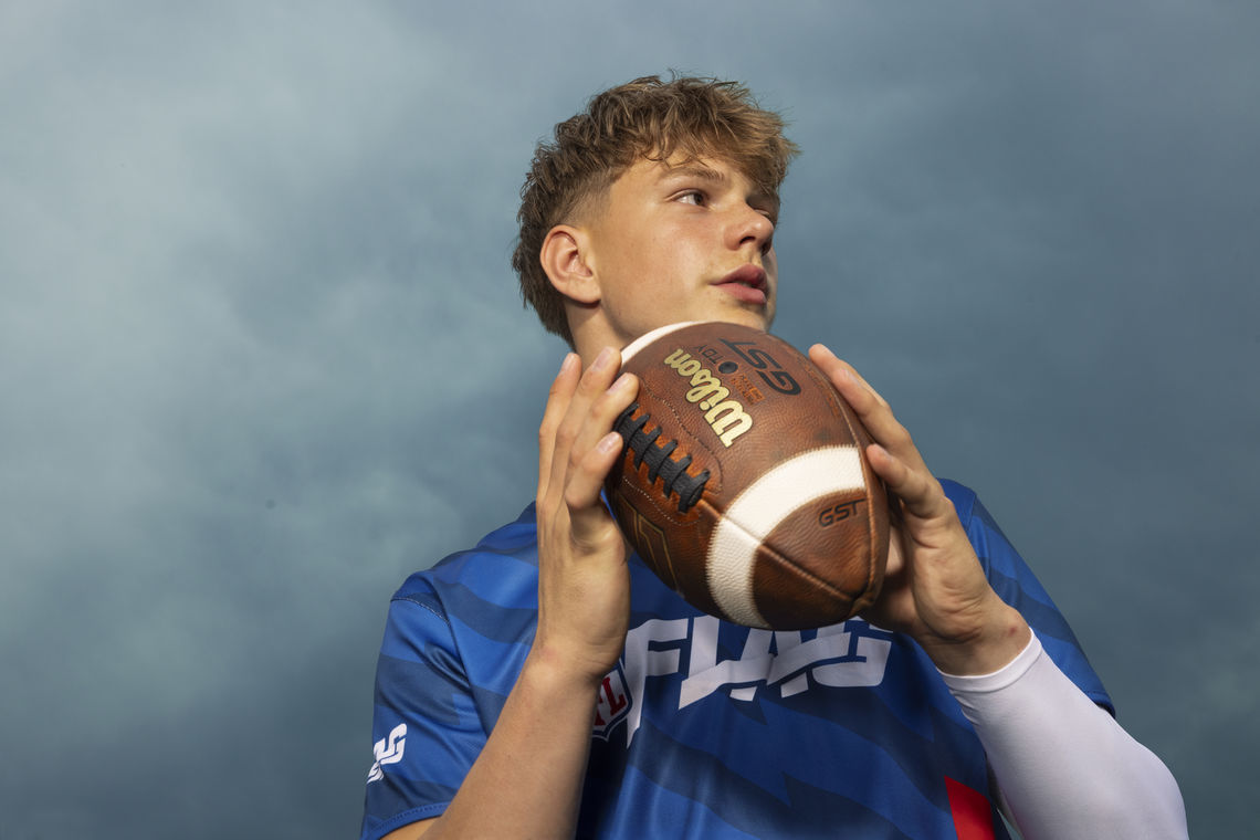 LEARN MORE ABOUT NFL FLAG
